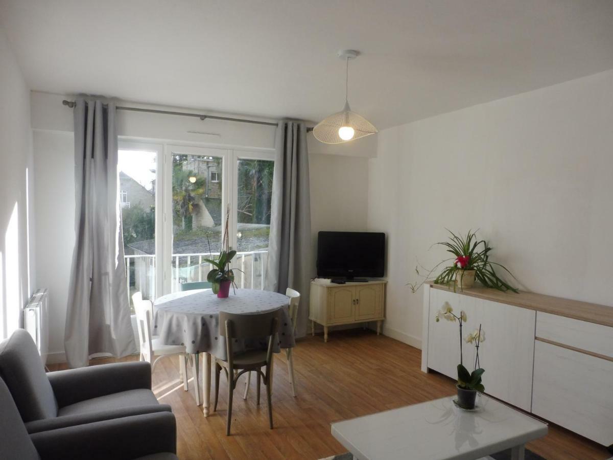 Le Pressoir Apartment Динан Екстериор снимка