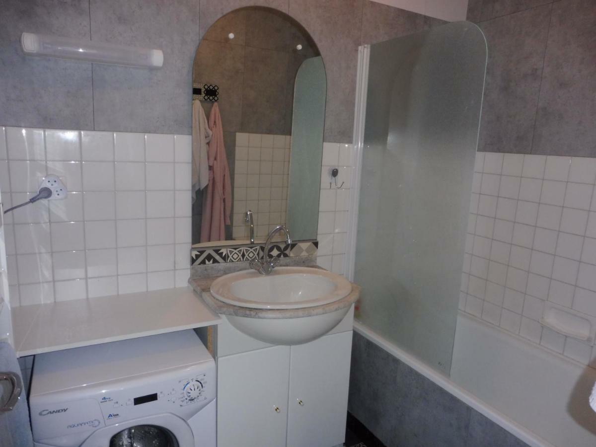 Le Pressoir Apartment Динан Екстериор снимка
