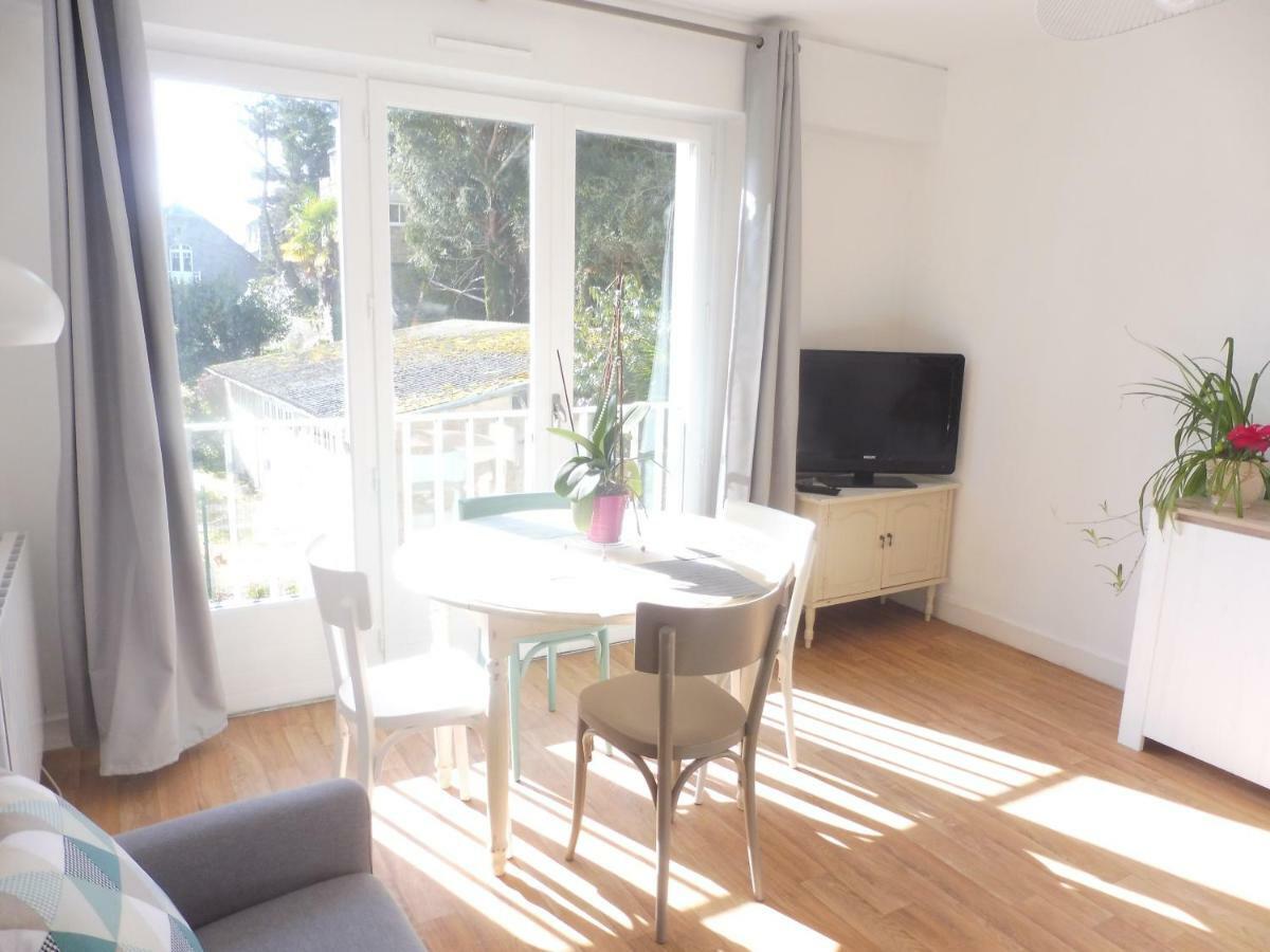 Le Pressoir Apartment Динан Екстериор снимка